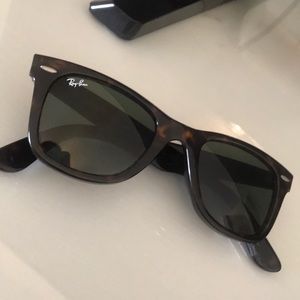 Ray Ban Wayfarer Sunglasses